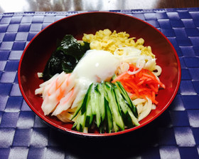 冷やしたぬきうどん